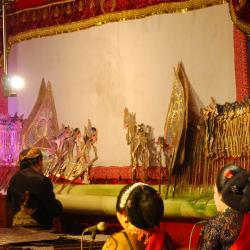 Puppeteer performing Wayang Kulit