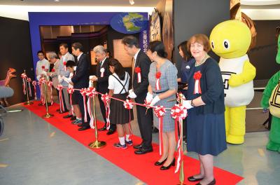 Ribbon cutting ceremony (with New Mexico Museum of Natural History and Science, Executive Director, Margie Marino) at the opening of the “A Great Journey of Dinosaurs” exhibit at the Fukui Prefectural Dinosaur Museum, Fukui, Japan, July 7, 2016.