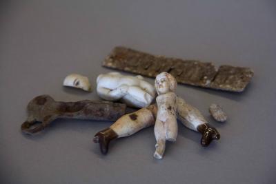  Archaeological toy artifacts. 