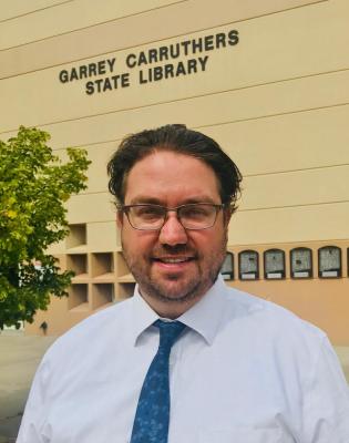 35- 2018 State Librarian Eli Guinnee 