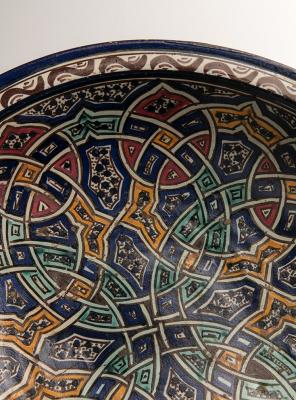 2-MOIFA_Espinar_22:  Detail of bowl (Morocco), 19th century, ceramic. Photo: Addison Doty